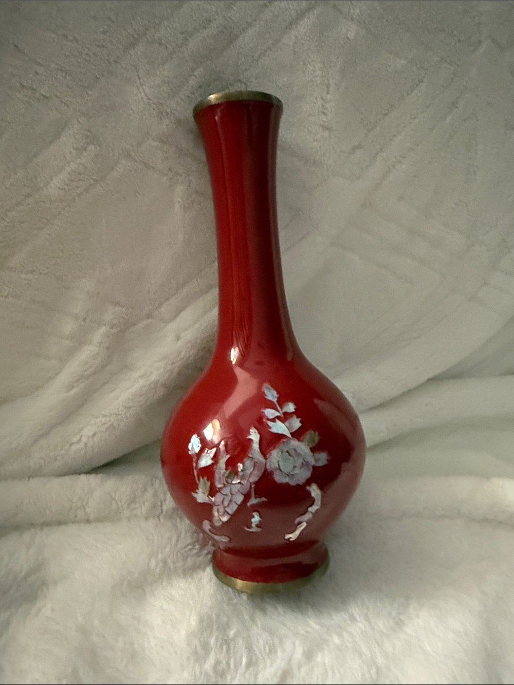 Vtg 7.5 " CLOISONNE VASE W/ MOTHER OF PEARL Bird Inlay Red Enamel Over Brass
